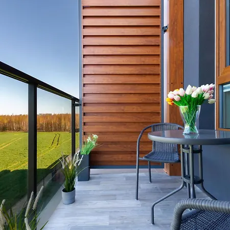 Modern With Parking And Balcony In By Renters شقة